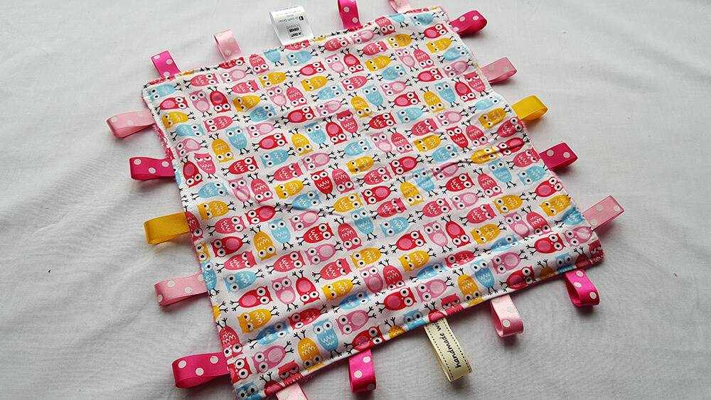 Pink Owls Tag Comforter