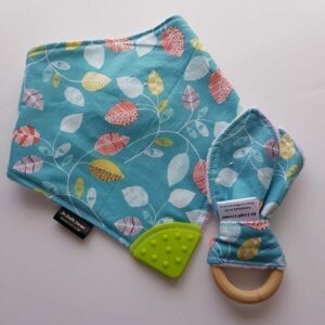 Leaves teething bib & teething ring