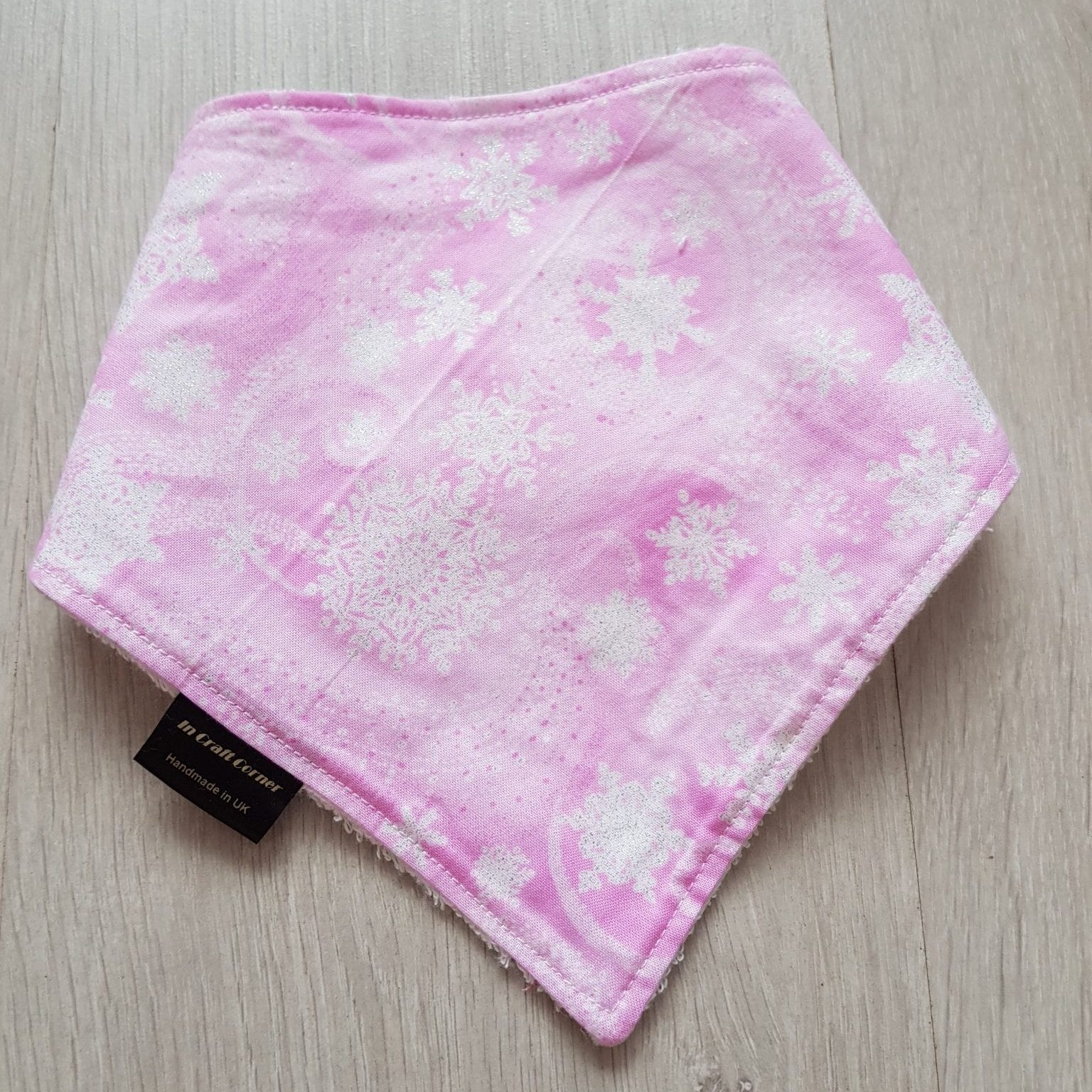 pink snowflake dribble bib