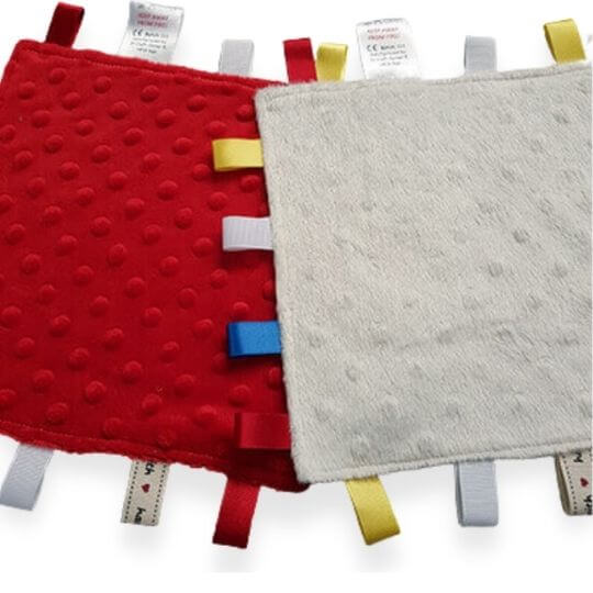Red-Ivory Tag Blanket
