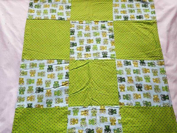 Frogs Medium Cuddle Blanket